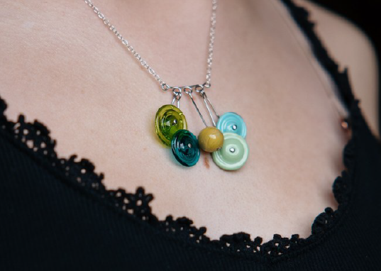collier-verrier Boucles d'oreilles en verre coloré
